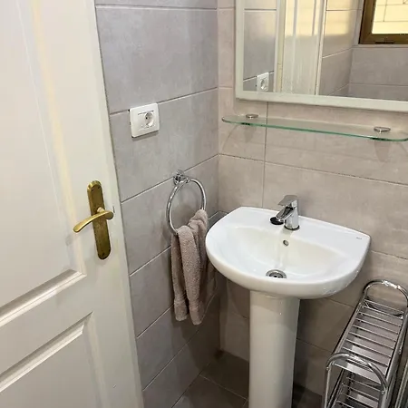 Apart-hotel Castle Harbour 209 *