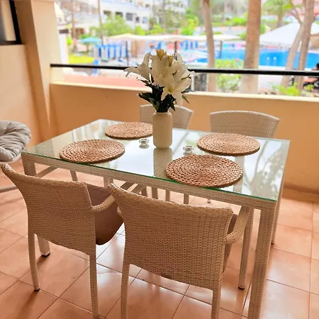 Castle Harbour 209 Apart-hotel *